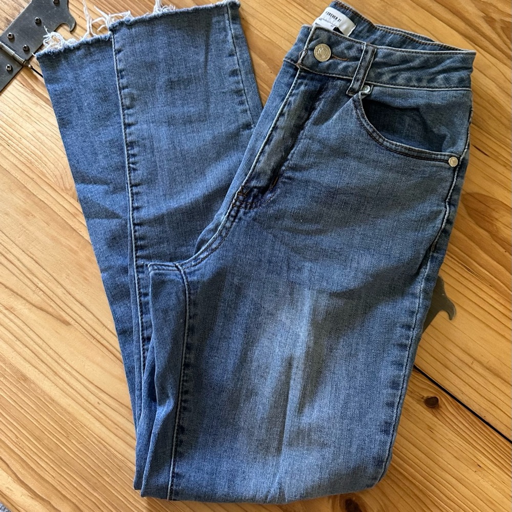 Forever 21 stretch skinny jeans 025